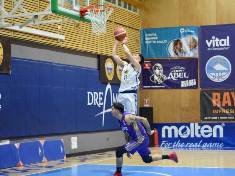 Apabullante victoria de Atlético Puerto Varas sobre CEB Puerto Montt en Copa Chile