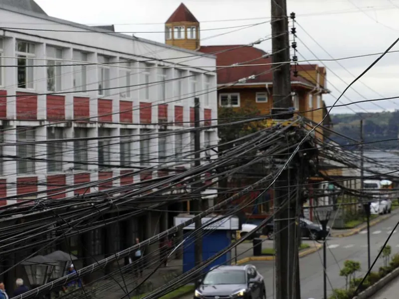 Carta al Director: Retiro de los cables en desuso