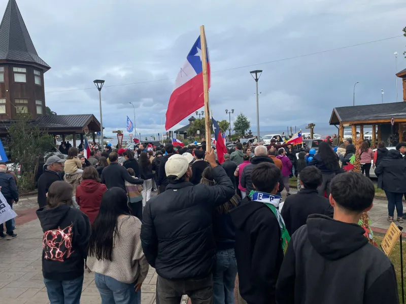 [VIDEOS] Celebraciones por el triunfo de Kast se toman el centro de Puerto Varas