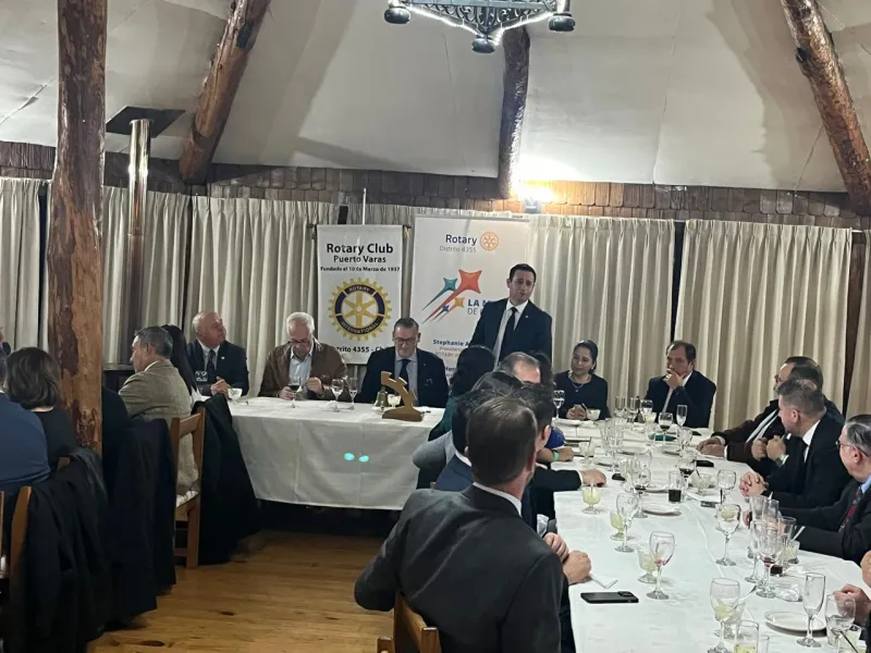 Clubes Rotarios de Puerto Varas celebraron el 92º Aniversario de la Policía de Investigaciones de Chile