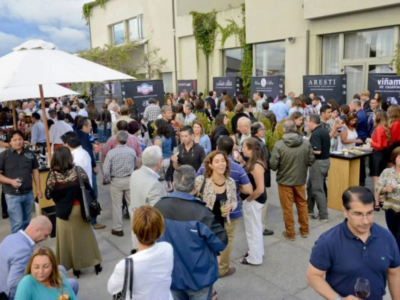 Con más de 20 expositores vuelve la Feria del Vino a Puerto Varas