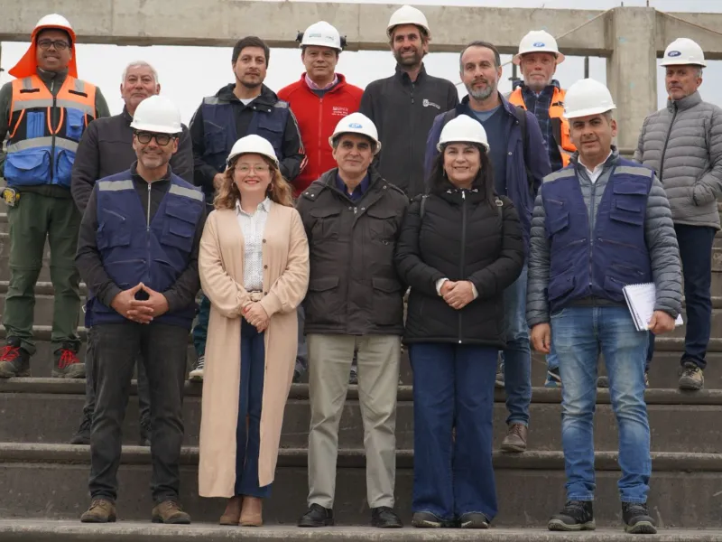 Consejeros Regionales visitaron obras del Estadio Ewaldo Klein de Puerto Varas: presenta un 20% de avance
