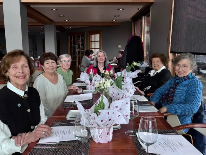 Damas Vicentinas celebraron 90 años de la institución en Puerto Varas con un almuerzo