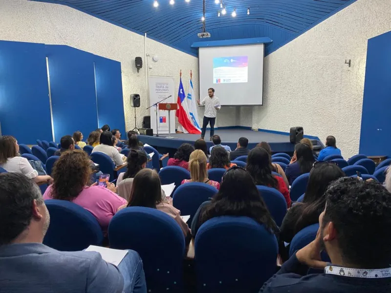 En Puerto Varas Funcionarios Públicos participaron de Seminario sobre Trata de Personas y Tráfico Ilícito de Inmigrantes
