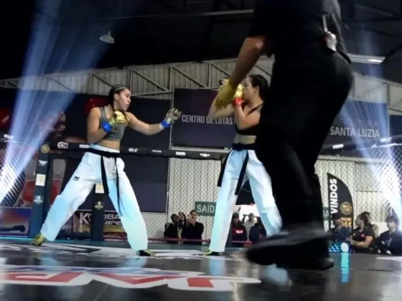 ¡La "Pantera" Rugió En Brasil! Karla Ruiz Almonacid debutó con espectacular nocaut en Kombat Taekwondo Profesional
