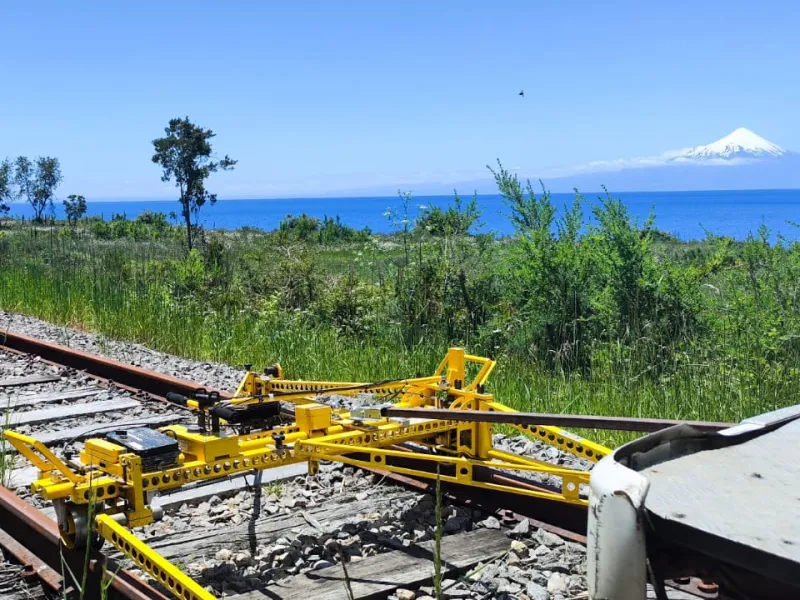 Ojo con los cruces de trenes: EFE continua con obras de revisión de la vía