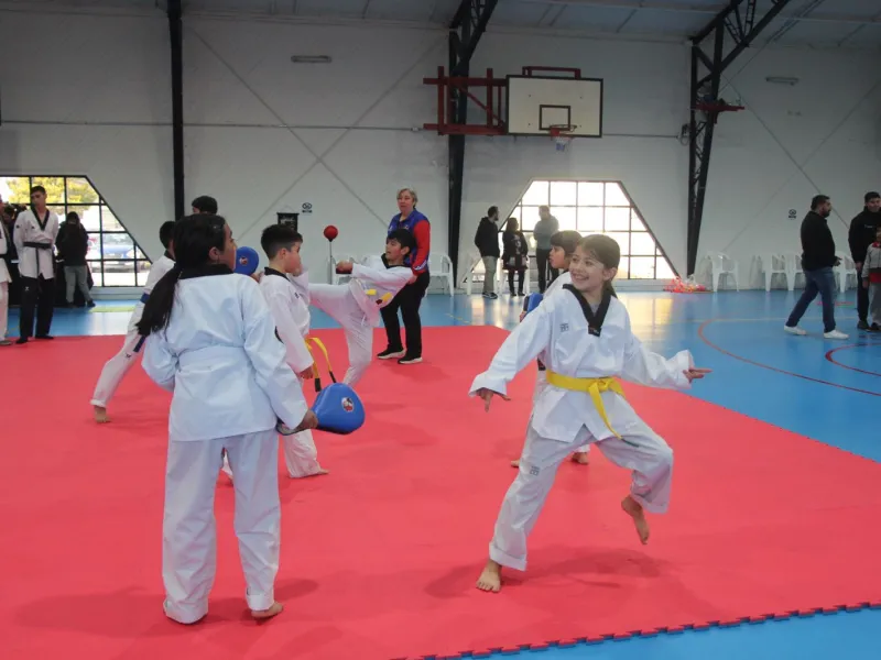 Organizaciones deportivas de la región recibieron recursos Fondeporte 2026