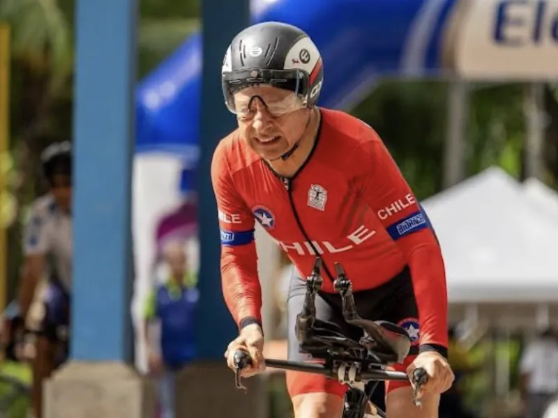 Pedro Hernán Bernales Vera, admirable ciclista puertovarino aplaudido en Chile y el extranjero