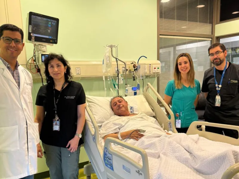 "Tiempo es Cerebro": El exitoso rescate clínico en el Hospital Puerto Montt que salvó a paciente de un ACV fulminante