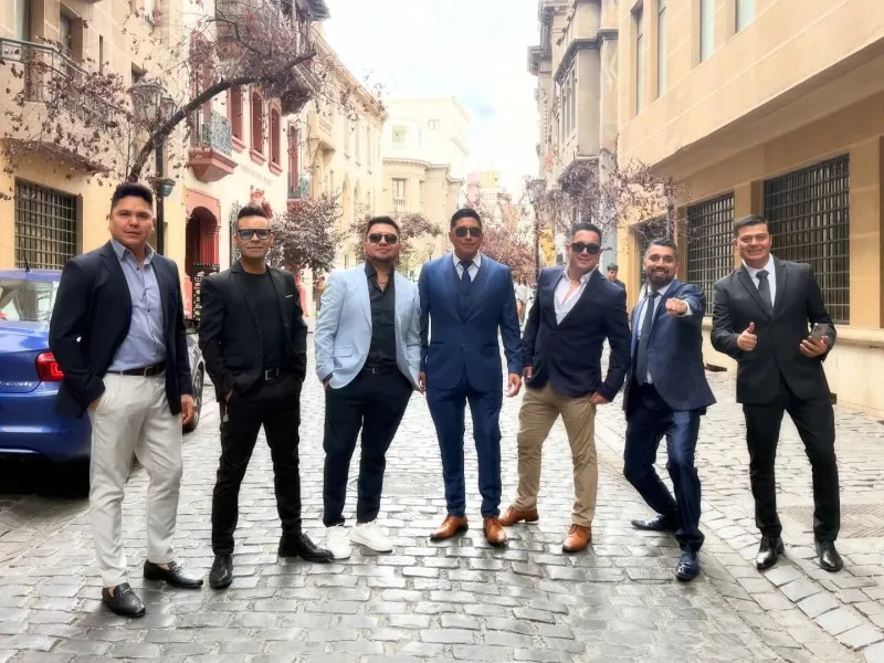 Zúmbale Primo presentó a nuevo integrante: Profesor de Carelmapu su une al grupo