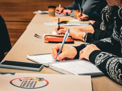 Abren más de 6 mil cupos para cursos enfocados en quienes trabajan  con niños, niñas y adolescentes