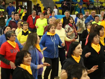  Adultos Mayores de la región participaron en actividad deportiva recreativa en Puerto Varas