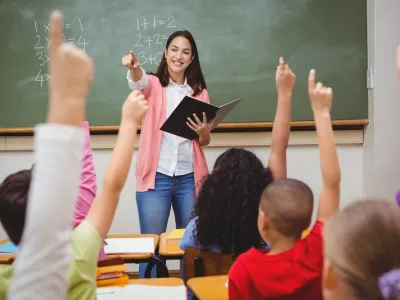 Anímate a ser docente con la Beca Vocación de Profesor 2023
