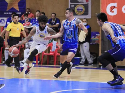 Atlético Puerto Varas se consolida en la cima