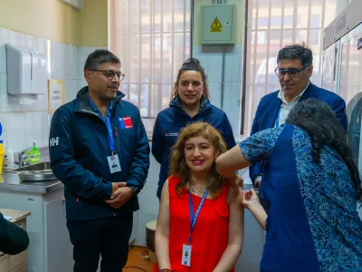 Autoridades refuerzan llamado a vacunarse contra la influenza