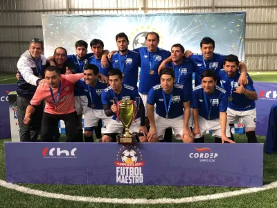 Axis se corona campeón de Fútbol Maestro en Puerto Montt