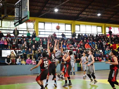 Campeonato retornará a la cancha tras dos años de receso: CDSC Puerto Varas y Deportivo Escolar Alemán participarán nuevamente en Liga Saesa 