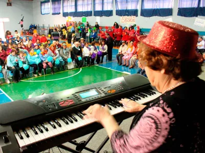 Con distintas actividades la tercera edad llanquihuana celebró el mes del adulto mayor