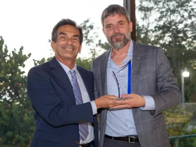 Conapach felicita al académico Stefan Gelcich por importante reconocimiento internacional