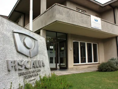 Condenan a 10 años y un día de cárcel a sujeto que asaltó a taxista y pasajera con arma de fuego en Llanquihue