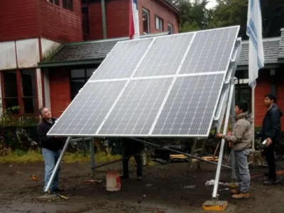 Core Los Lagos aprobó recursos para proyecto de electrificación rural en Lago Todos Los Santos y mejoramiento de veredas en Puerto Chico