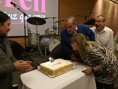 Crell celebró 70 años de vida con sus colaboradores