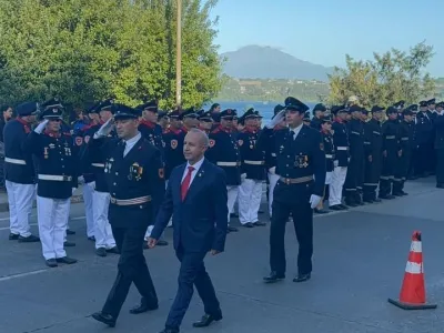 Cuerpo de Bomberos de Puerto Varas celebró 118 años de servicio en la comuna y presentó a su nuevo Superintendente Víctor Soto