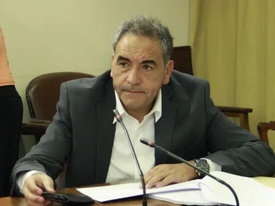 Diputado Espinoza cuestionó el proceso de postulación para la entrega del bono clase media 