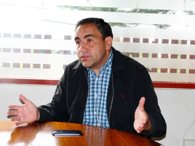 Diputado Espinoza: “Los mismos que hoy buscan responsables de la derrota, no los vimos jamás en un puerta a puerta en una población”