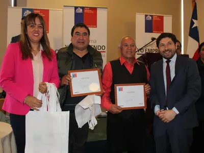 Director Ejecutivo de FOSIS participa en la certificación de 220 nuevos emprendedores