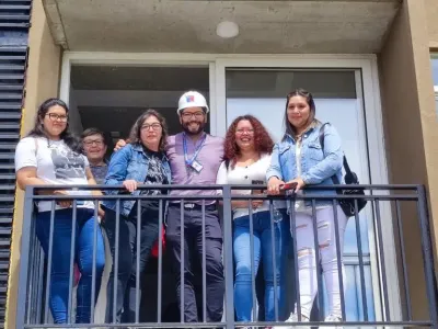 Dirigentas y socios de comités habitacionales conocieron proyecto de departamentos en el marco del Plan Urbano Habitacional de Nueva Braunau