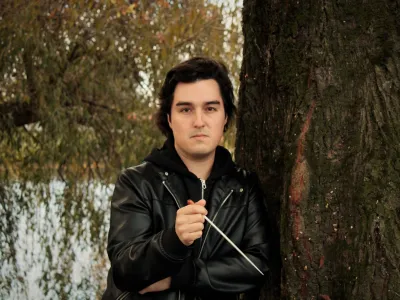 Dúo de violín y guitarra ofrecerá concierto en Centro Cultural Bosque Nativo