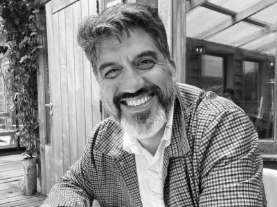 El Centro de Arte Molino Machmar en el contexto del mes del libro, presenta “SOUNDTRACK”, la reciente publicación de poesía de Víctor González Frías