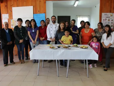 El Chef Jonathan Corvalán compartió fáciles y deliciosas recetas de cocina en la finalización del Proyecto Buenas Prácticas 