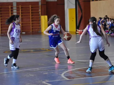 El pasado domingo: Rama Femenina de Básquetbol de Puerto Varas se enfrentó a CAB de Puerto Montt