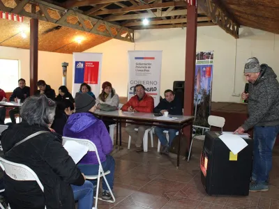 En Diálogo con vecinos de Llanada Grande abordan conectividad marítima y comunicación móvil