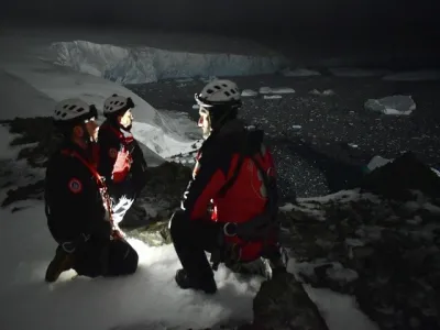 En la Base Antártica General Bernardo O’Higgins Riquelme se realizó instrucción y entrenamiento nocturno
