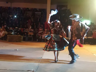 En Maullín se llevó a cabo el Encuentro Provincial de Cueca Escolar