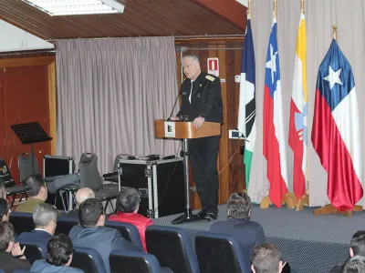 En Puerto Montt director del Shoa abordó lagunas sísmicas, comunidades preparadas y territorio seguro