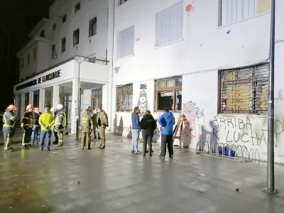 En Puerto Montt: Incendio en primer piso afectó a Gobernación Provincial de Llanquihue