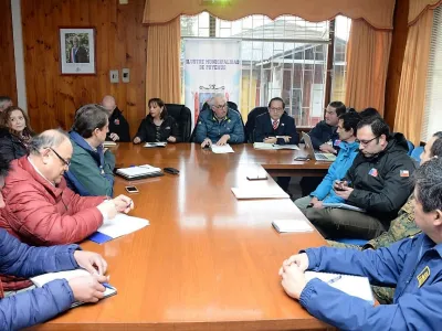 En Puyehue presentaron Plan de Contingencia por alerta temprana en Cordón Caulle
