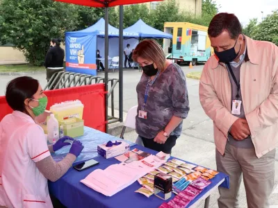 “Es Positivo Cuidarse”: Lanzan Campaña de Prevención del VIH