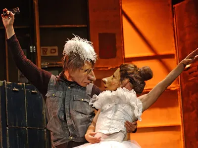 Este fin de semana en Teatro del Lago: Desde Alemania llega la Compañía Familie Flöz con Teatro Delusio, una obra para reír y disfrutar en familia