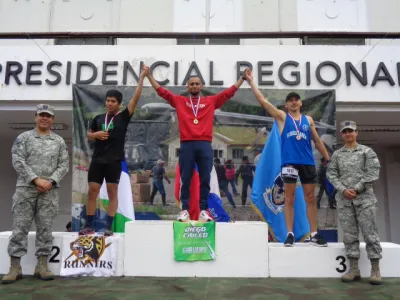 Estudiantes ULagos  obtienen doble primer lugar en Quinta Corrida FACH