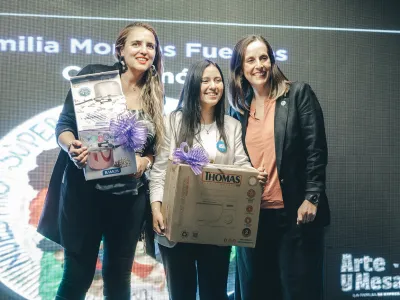 Familias de Llanquihue y Cochamó suben al podio en concurso nacional de Fundación Familias Primero que promovió la conversación en la infancia