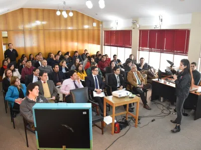 Funcionarios del Poder Judicial se suman al ahorro energético al capacitarse en Eficiencia Energética en Puerto Montt