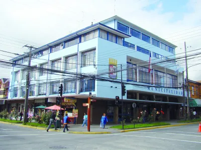 Funcionarios Municipales de Puerto Varas se adhieren a Paro Nacional