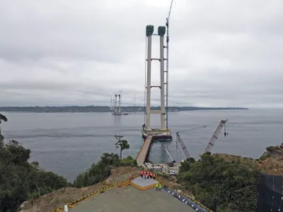 Gobernador Regional de Los Lagos visita obras del Puente Chacao y destaca su impacto histórico para el desarrollo del país
