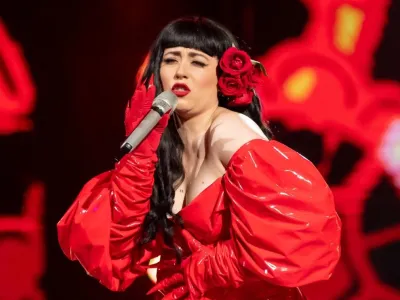Laureado tributo a Mon Laferte hoy jueves en Dreams