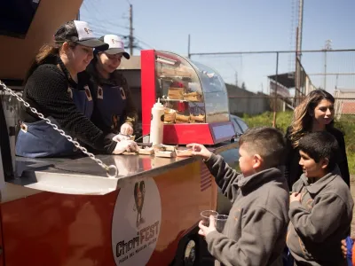 Llaman a privilegiar alimentos del mar para disminuir obesidad en escolares de la región